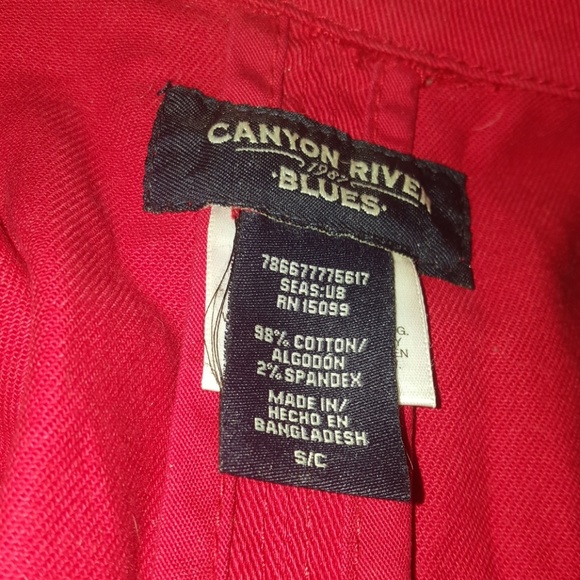 Blazer - Picture 2 of 2